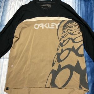 Mens Medium Oakley MTB Jersey